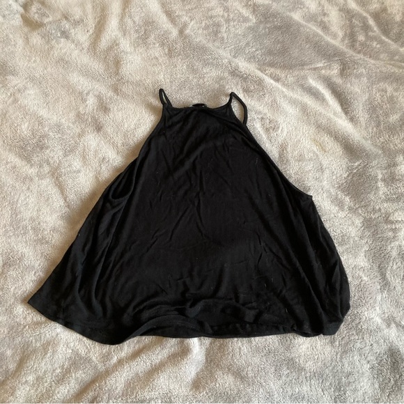 Forever 21 black tanktop size small - Picture 2 of 3